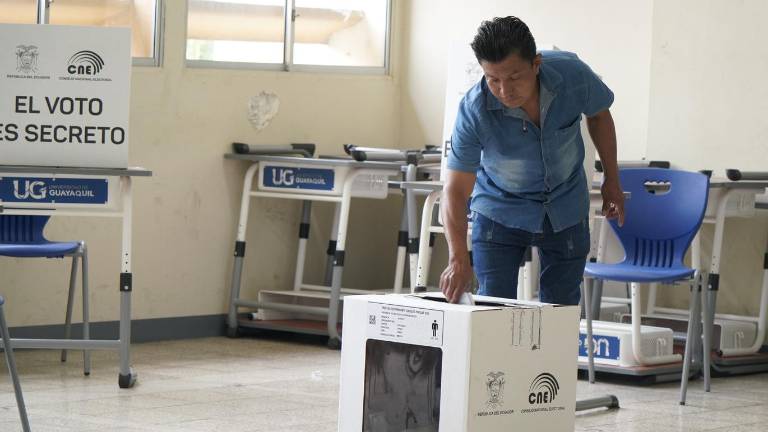 Página web y app del CNE transmitirán los resultados de la consulta popular y referéndum