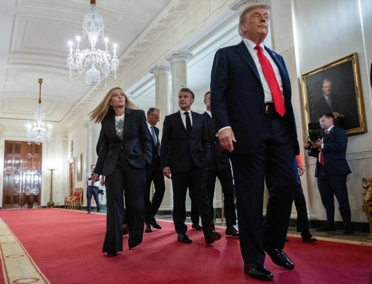 $!La primera ministra italiana, Giorgia Meloni, el canciller alemán, Friedrich Merz, el presidente francés, Emmanuel Macron, y el presidente estadounidense, Donald Trump.