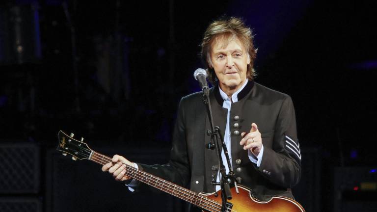 Sir Paul McCartney en concierto durante su One on One tour, en el Hollywood Casino Amphitheatre, 2017, Tinley Park, Illinois. (Kamil Krzaczynski / AFP)