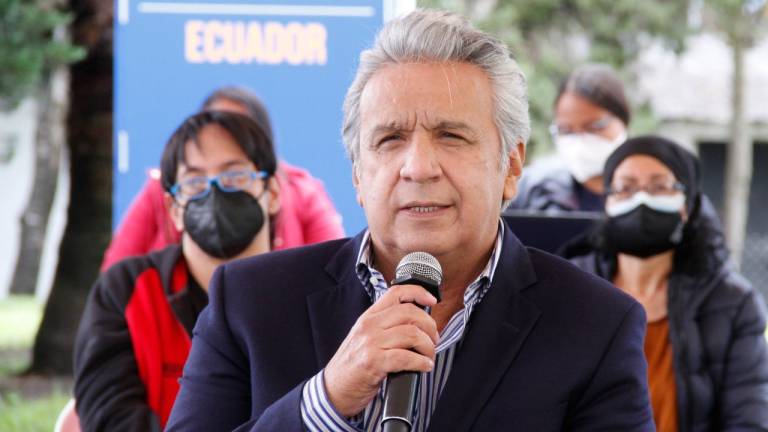 El próximo Gobierno contará con 20 millones de vacunas negociadas, dice Lenín Moreno