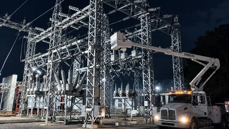 Corte de luz en Samborondón y otros seis cantones de Guayas por falla en un transformador, asegura CNEL