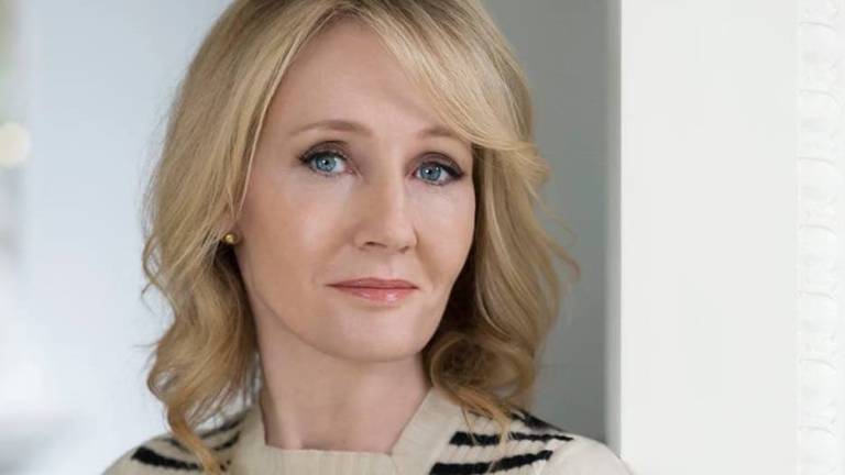 J.K. Rowling revela que está escribiendo dos nuevas novelas