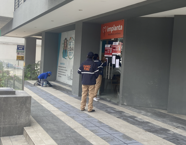 $!Clínica clausurada en el centro-norte de Quito.