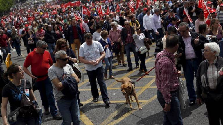 Comunidad ecuatoriana en España reclama que se eliminen medidas de recortes