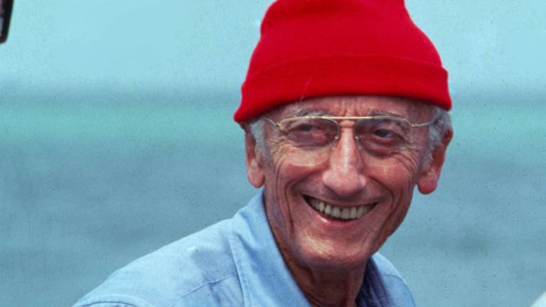 Subastarán el famoso "Calypso" del oceanógrafo francés Jacques Cousteau