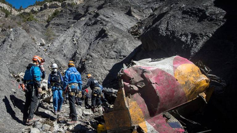 Hallan la segunda caja negra del A320 de Germanwings