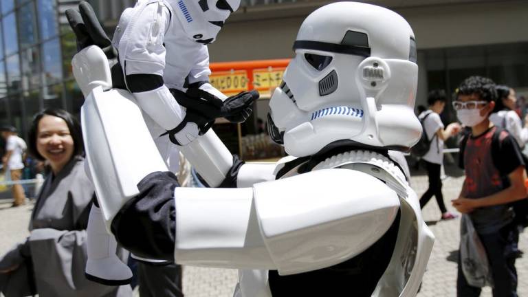 Miles de fanáticos alrededor del mundo celebran el &quot;Día de Star Wars&quot;