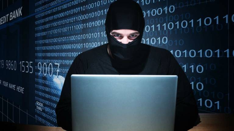 Banda de hackers roba 1.000 millones a un centenar de bancos en el mundo