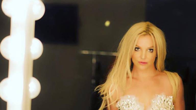 Britney recupera su figura y alardea en las redes