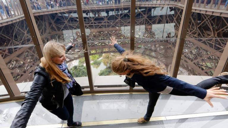 Francia, el primer destino turístico en 2014 con 84 millones de visitantes