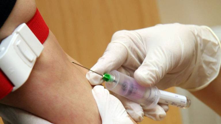 Equipo internacional inicia ensayos de vacuna experimental contra el VIH