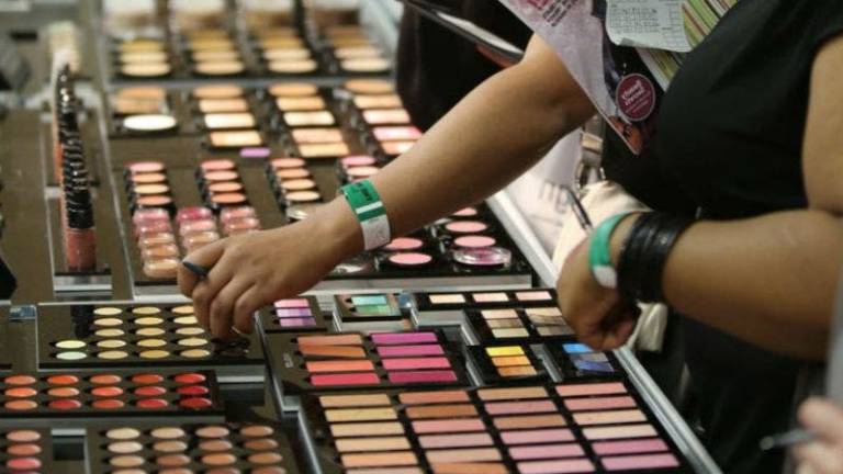 No existe crisis para el mercado del maquillaje