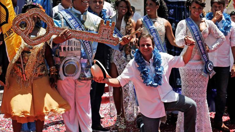 El Rey Momo inaugura el Carnaval de Río de Janeiro