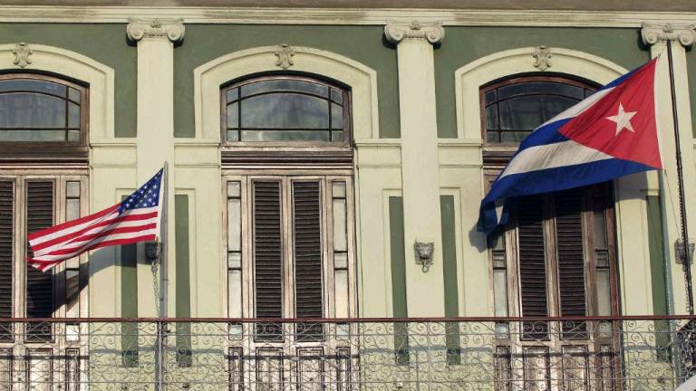 73% de latinos en EEUU están a favor de restablecer relaciones con Cuba