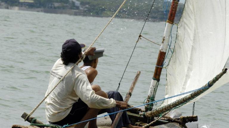 Balsas, tradición que se mantiene desde las culturas Valdivia y Huancavilca