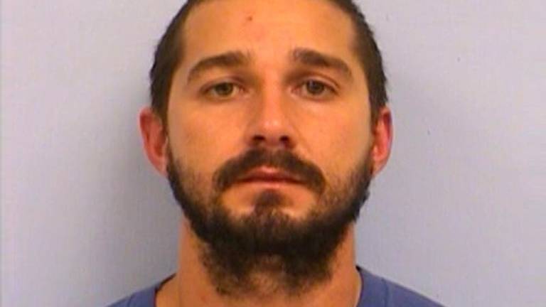 Arrestan a Shia LaBeouf por estar ebrio en público