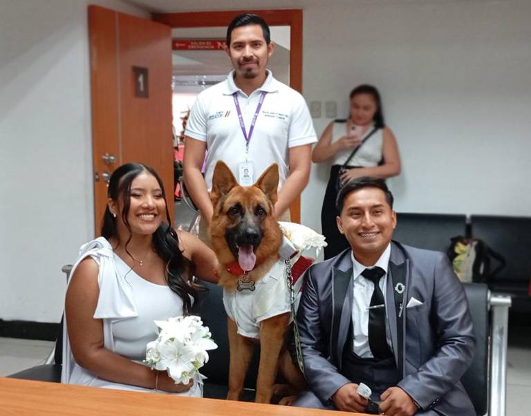 $!La pareja agradeció la apertura de la institución para permitirles vivir este instante en familia.