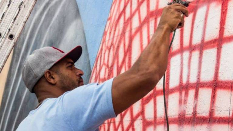 Sao Paulo dedica un mural a los personajes de Chespirito