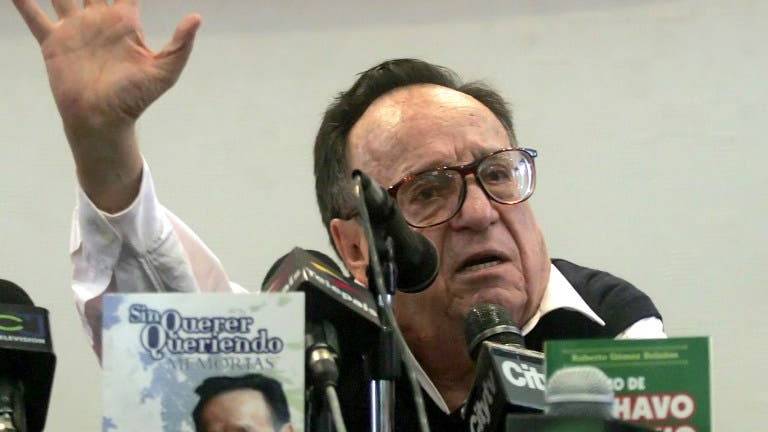 El comediante Roberto Gómez Bolaños muere a los 85 años