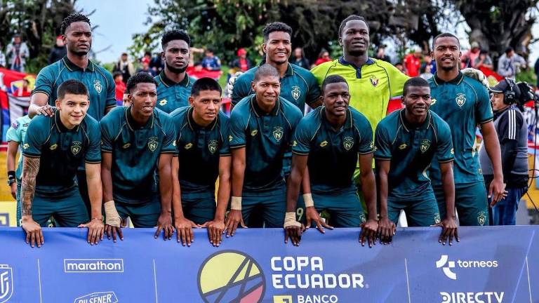 El once titular que presentó El Nacional para enfrentar a Dunamis 04.