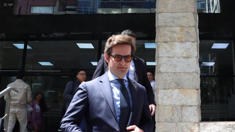 Esteban Torres es denunciado ante el TCE por presunta infracción electoral