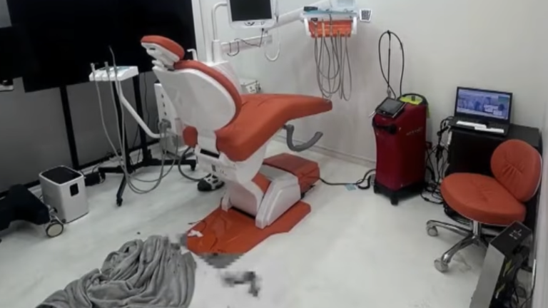 Caso Luis Alarcón: la causa de su muerte en una clínica dental de Quito