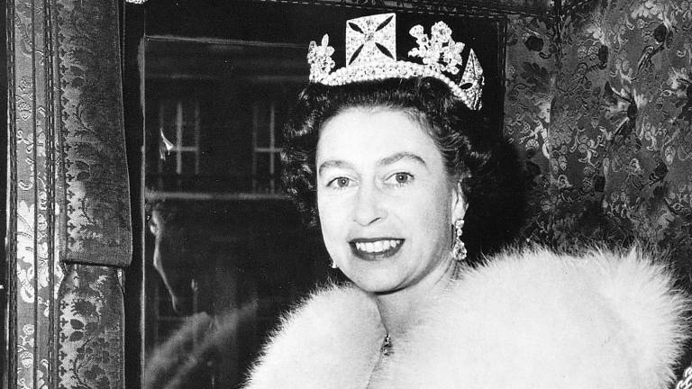 La operación “London Bridge” ha comenzado, la mítica Reina Isabel II ha fallecido