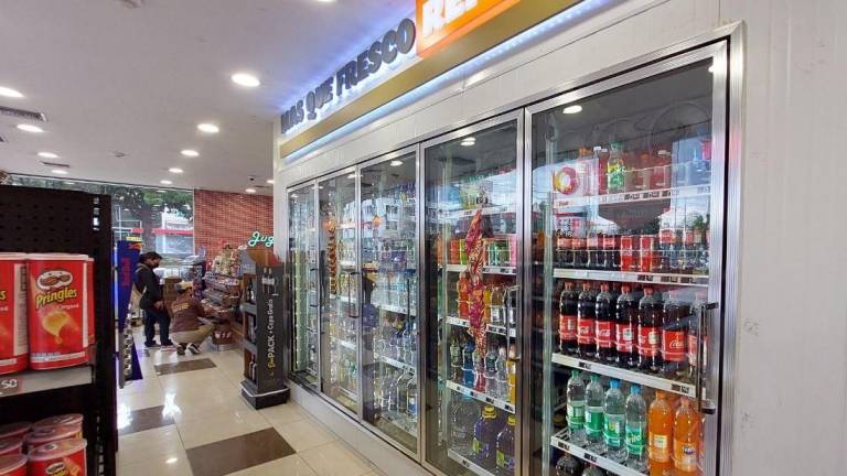 Tiendas de conveniencia ganan espacio en estaciones de servicio