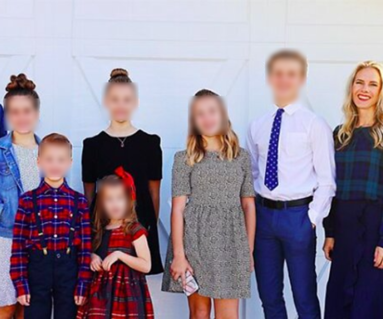 $!Ruby Franke tiene seis hijos que aparecían en su contenido de YouTube.