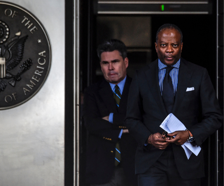 $!En el marco de apoyo suministrado por Estados Unidos a Ecuador en el combate contra el crimen organizado, el subsecretario de Estado de la Oficina de Asuntos Antinarcóticos y Aplicación de la Ley (INL, por sus siglas en inglés) de Estados Unidos, Todd D. Robinson, arribará este mes al país suramericano.