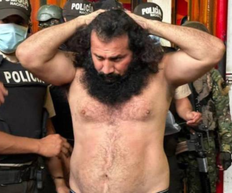 $!Fotografía de alias Fito durante un traslado a la cárcel de máxima seguridad de La Roca, llevado a cabo el año pasado.