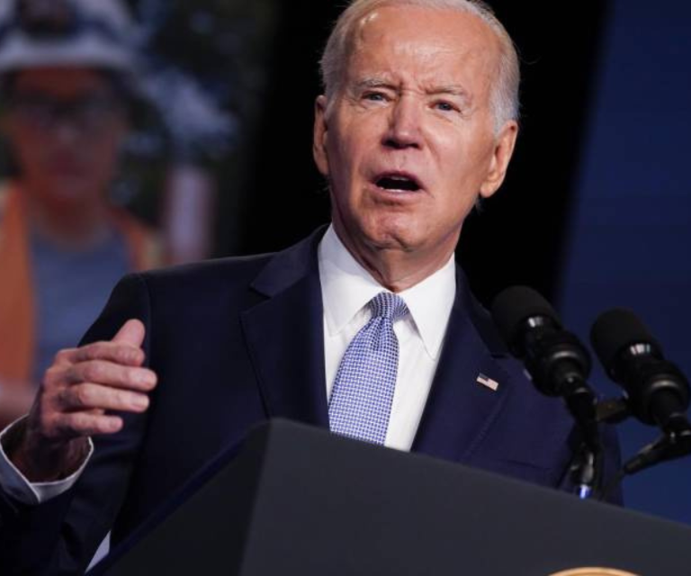 $!Desde mayo de este año, la Administración de Joe Biden impuso una serie de medidas que restringen el acceso al asilo en la frontera y que buscan que las personas reserven una cita en una aplicación móvil, llamada CBP One.