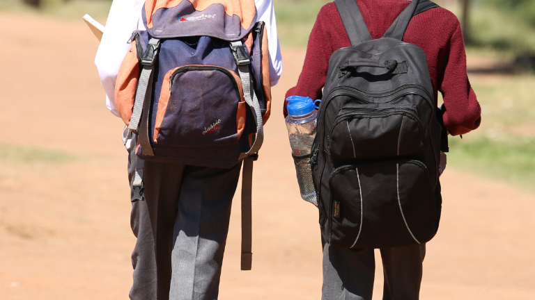 Asesinan a disparos a dos estudiantes de un plantel educativo en Esmeraldas