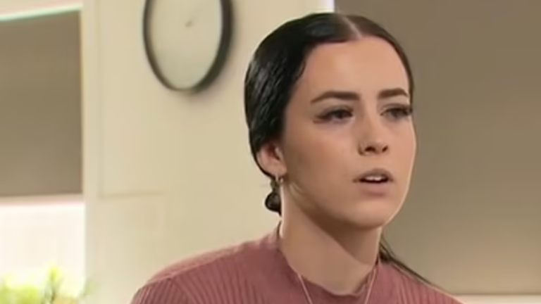 Joven tendrá que someterse a cirugía a corazón abierto después de que su implante anticonceptivo se movió hacia su pecho