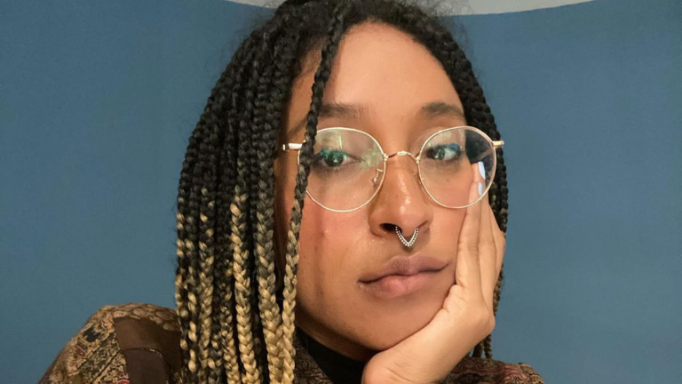 Yuliana Ortiz gana el premio Joaquín Gallegos Lara 2023 por su novela Fiebre de Carnaval