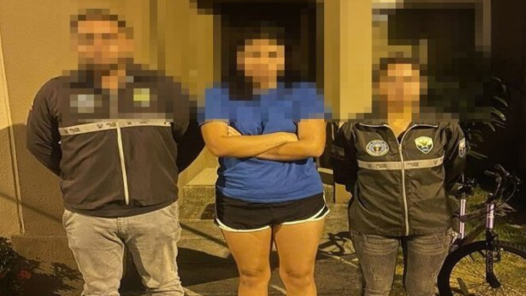 Rescatan a joven estudiante que habría sido secuestrada tras abordar un taxi a las afueras de un centro comercial de Guayaquil