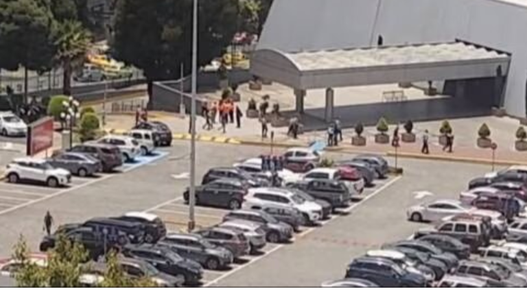Centro comercial de Quito en cuyo parqueadero se habrían registrado disparos emite comunicado sobre lo ocurrido