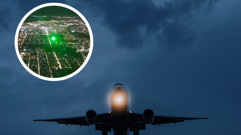 VIDEO | No entiendo la gracia: Piloto denuncia peligrosa práctica de apuntar con un láser a aviones aterrizando
