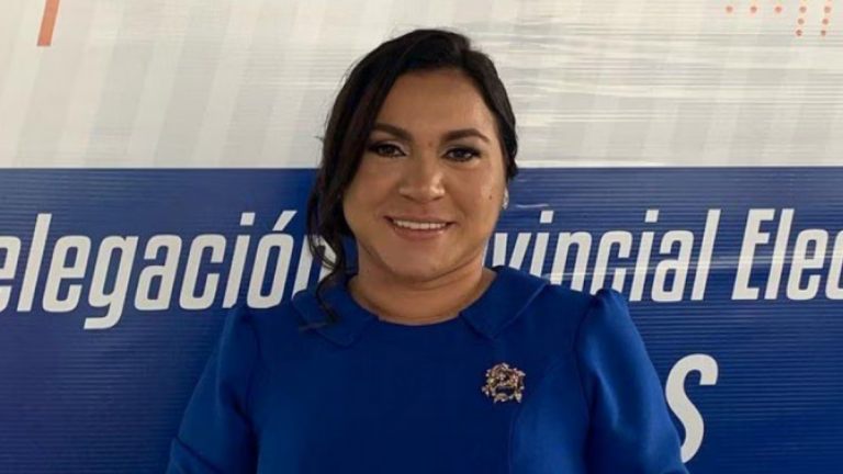La vicealcaldesa de Durán, Kelly López, renunció a su cargo, anunció prefecta del Guayas