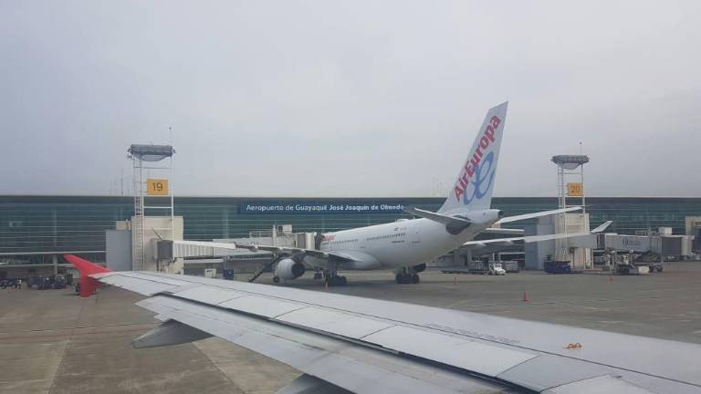 Pasajes aéreos costarán menos en Ecuador para aerolínes que aprovechen nuevas disposiciones