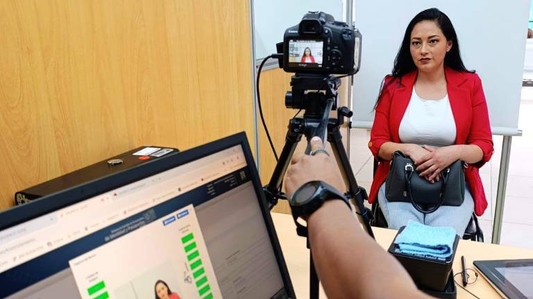 El Registro Civil del Ecuador tendrá una jornada extraordinaria de cedulación este domingo 16 de noviembre en sus 38 agencias del país.