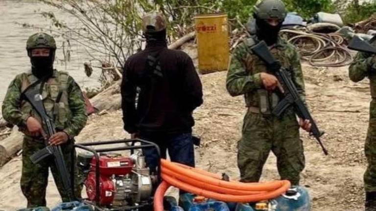 Los 570 galones de combustible estaban en un depósito clandestino en Zapotillo, en la frontera con Perú.