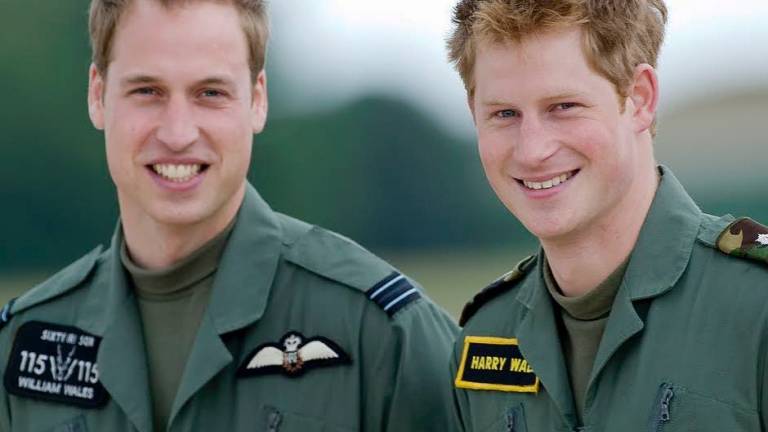 Príncipe William se manifiesta después de las declaraciones de su hermano Harry