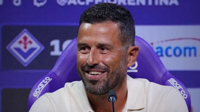 Fiorentina despide a Fabio Grosso y se convierte en el primer técnico cesado de las cinco grandes ligas
