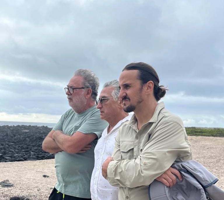 $!Guillermo Navarro (Productor Ejecutivo); Adam Leipzig (Productor) y Luis Felipe Fernández-Salvador y Campodónico (Director) durante la grabación del film.
