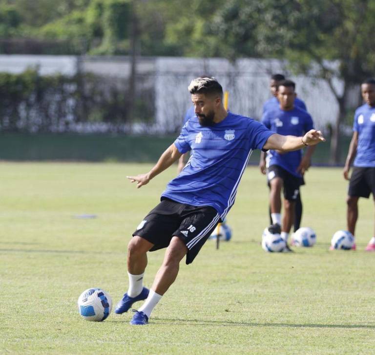 $!Christian Noboa en su primer día de entrenamiento en el CS Emelec de Guayaquil.