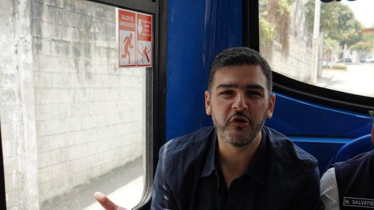 Disculpas de Aquiles Alvarez desata reacción tras polémico mensaje oculto dirigido a Lucía Jaramillo