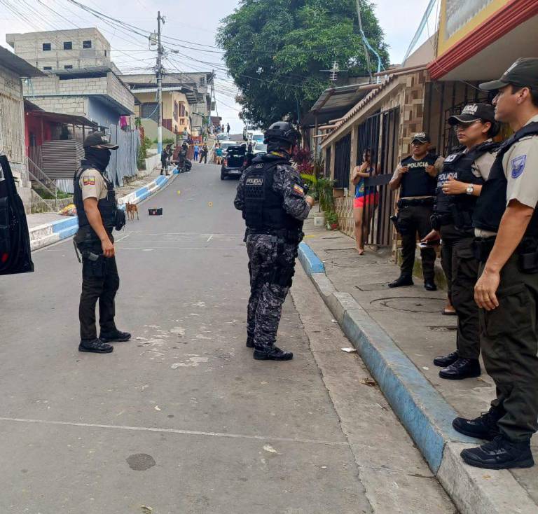 $!Delincuente cae abatido durante captura de banda de secuestradores en La Prosperina, en Guayaquil