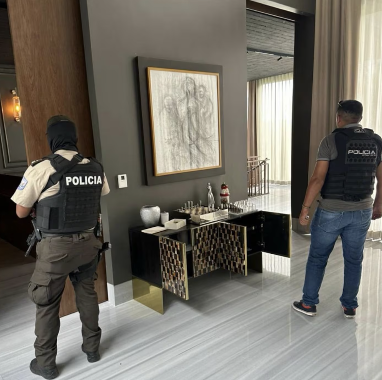 $!Allanamiento en isla Mocolí.