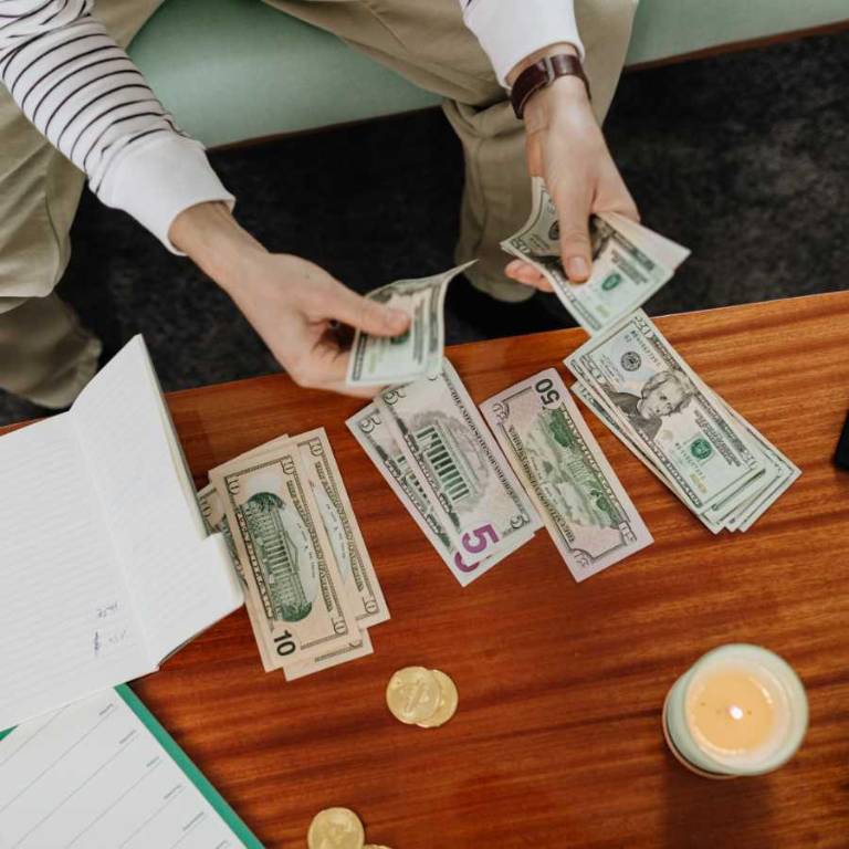 $!Cajeros, corresponsales y apps se convierten en clave durante los días de descanso.